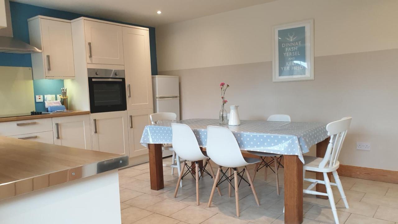 Old Farm Holiday Cottages - Scottish Borders 천사이드 외부 사진