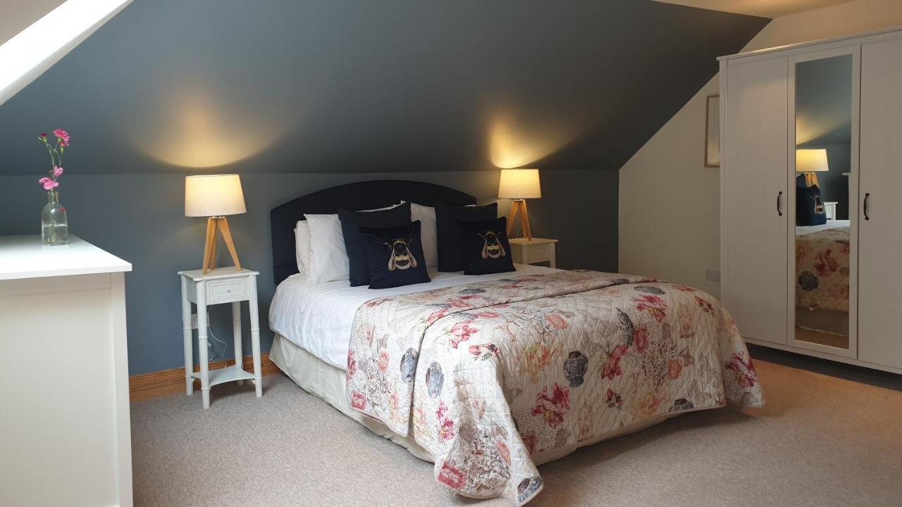 Old Farm Holiday Cottages - Scottish Borders 천사이드 외부 사진