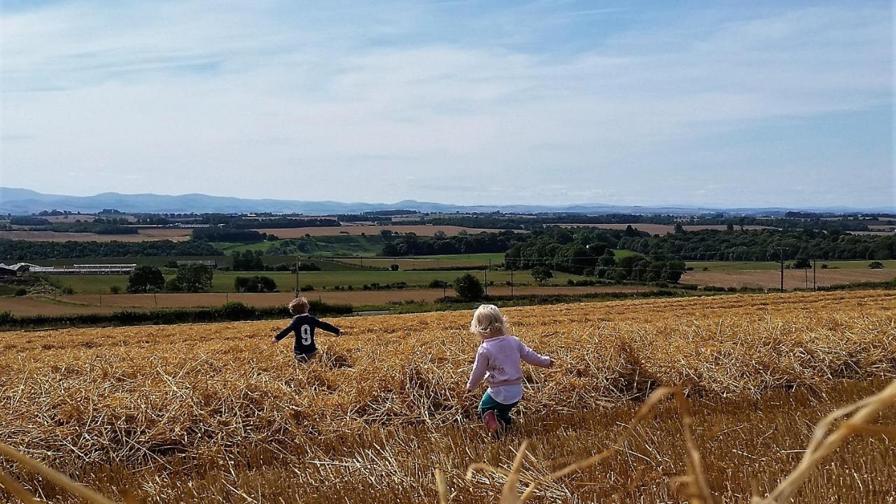 Old Farm Holiday Cottages - Scottish Borders 천사이드 외부 사진