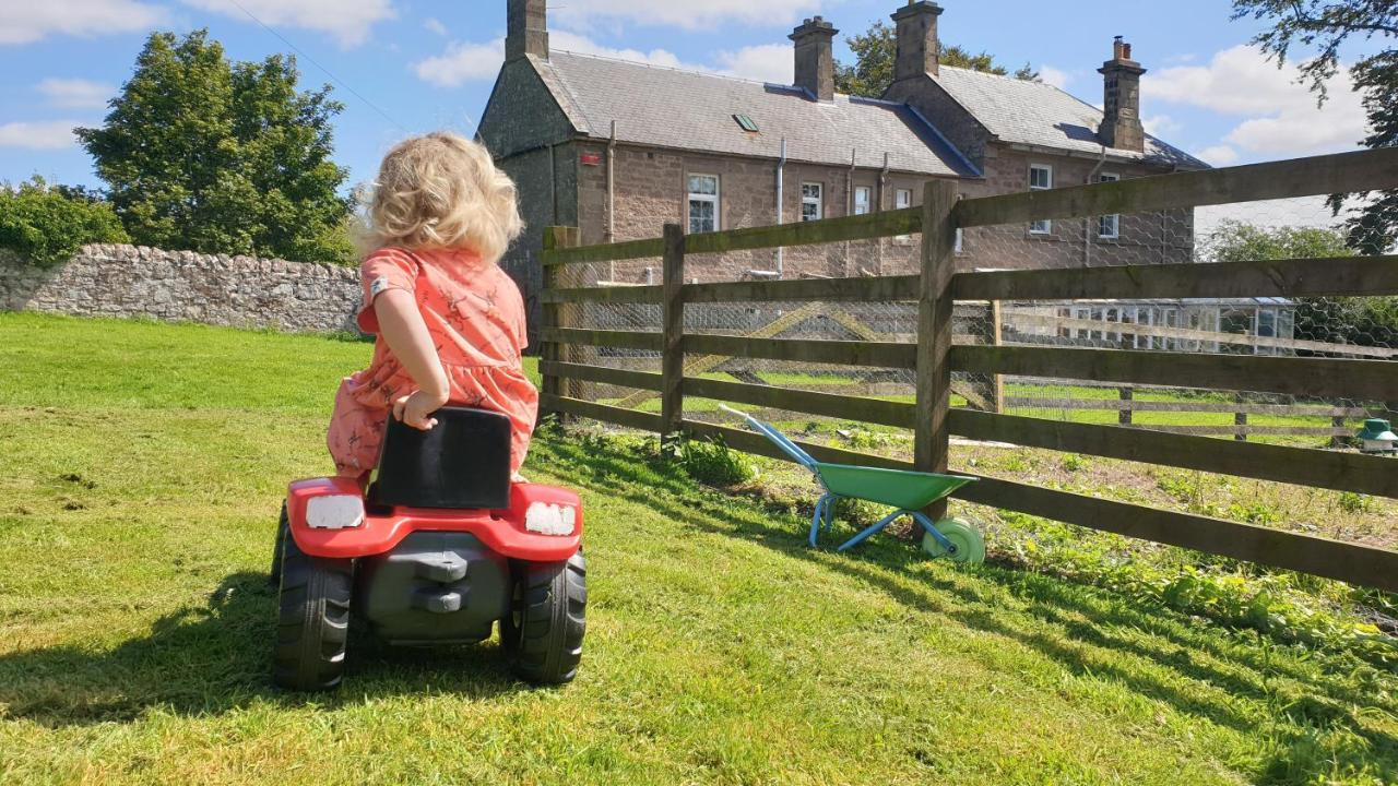 Old Farm Holiday Cottages - Scottish Borders 천사이드 외부 사진