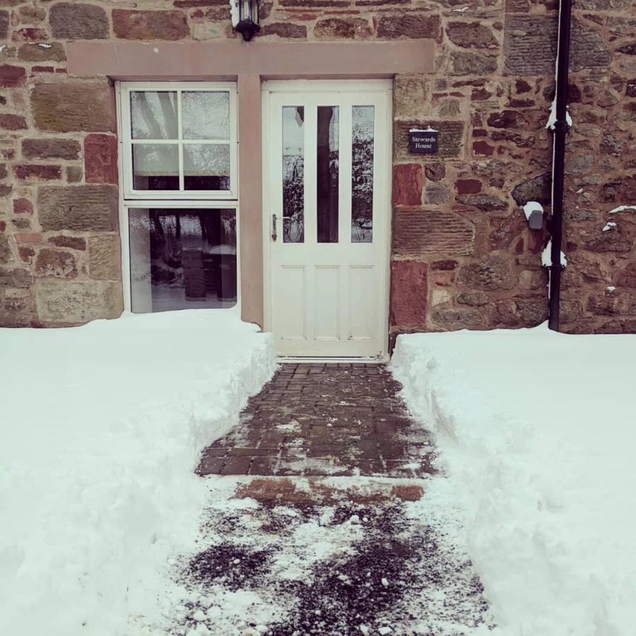 Old Farm Holiday Cottages - Scottish Borders 천사이드 외부 사진