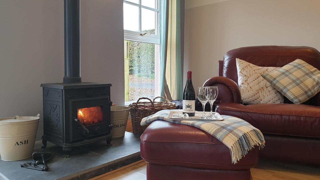 Old Farm Holiday Cottages - Scottish Borders 천사이드 외부 사진